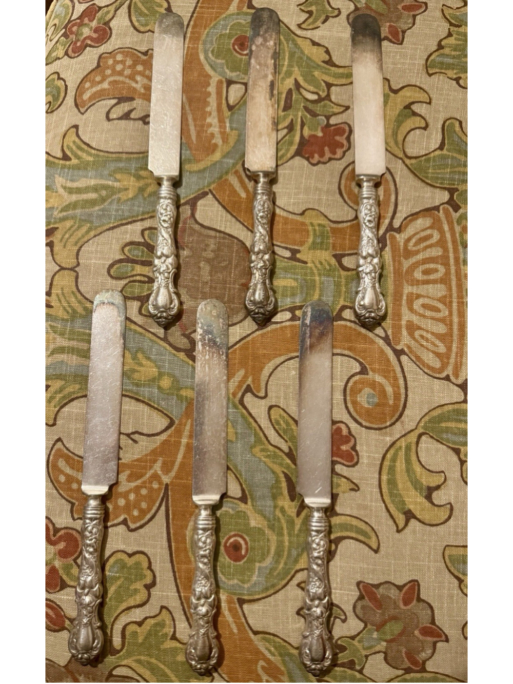 6 Antique 1835 R Wallace HIBISCUS Silverplate Dinner Knives 16 Dwt P